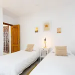 Apartment Home2book Cute Apt, Pool & Terrace Americas