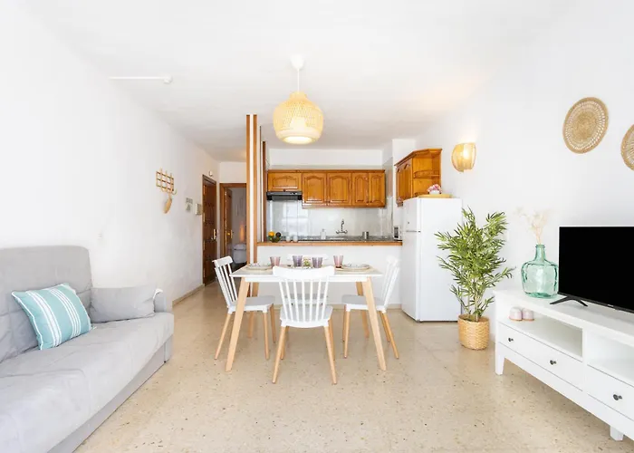 Home2book Cute Apt, Pool & Terrace Americas アパート *